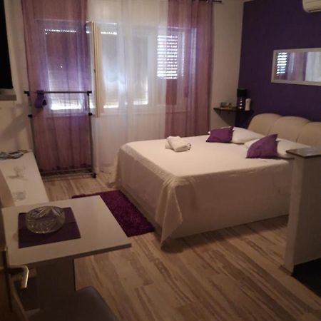 Rooms And Apartment Stambuk II Split Exterior photo